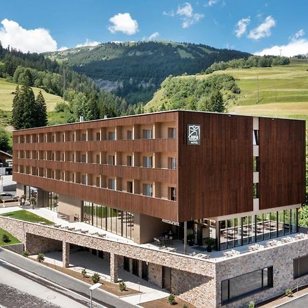 Jufa Hotel Savognin Exterior photo