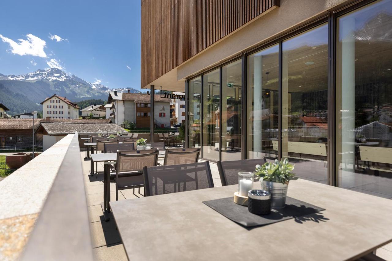 Jufa Hotel Savognin Exterior photo